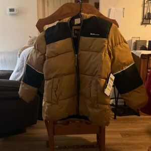 Great looking kids jacket.
